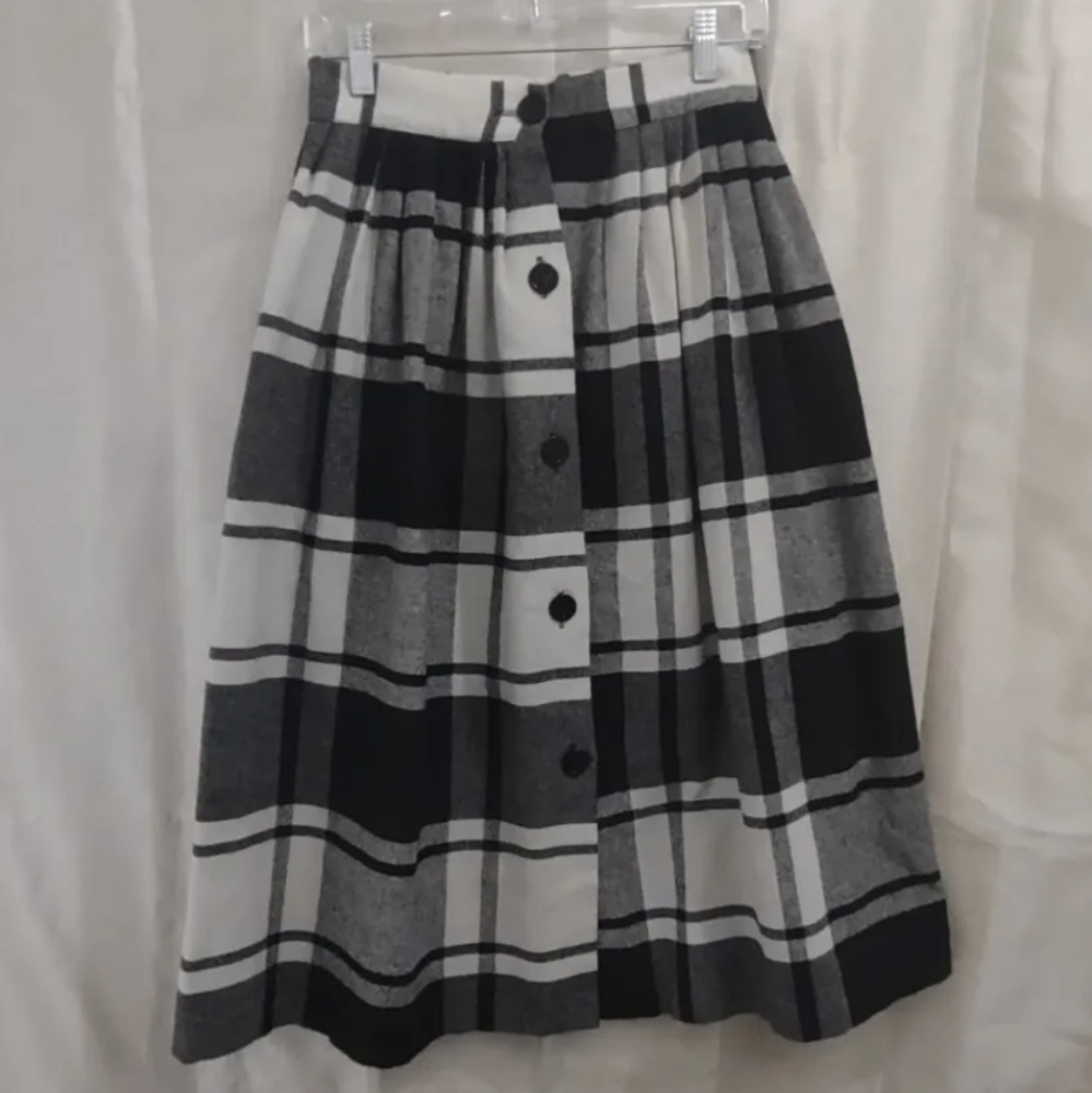 VTG E.J. & Gee B&W Plaid Button Front Wool Midi Skirt
